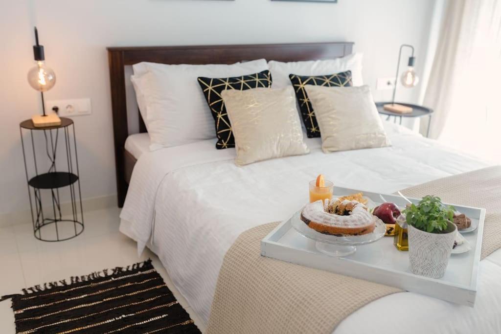 G&M Luxury Residence With Pool Chania  ภายนอก รูปภาพ
