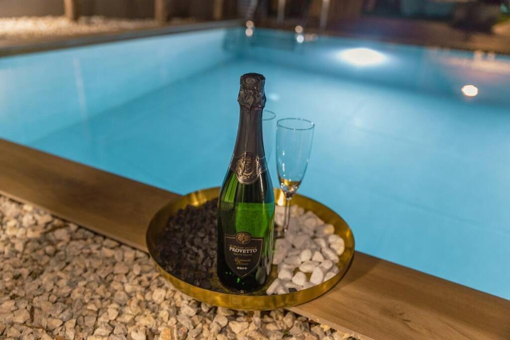 G&M Luxury Residence With Pool Chania  ภายนอก รูปภาพ