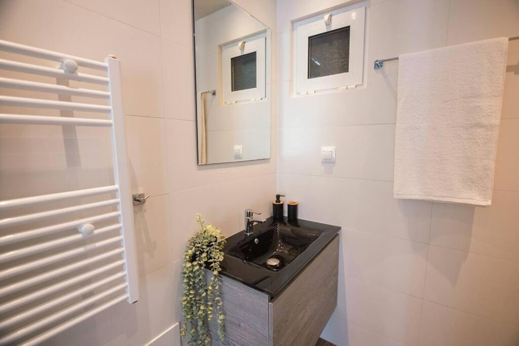 G&M Luxury Residence With Pool Chania  ภายนอก รูปภาพ
